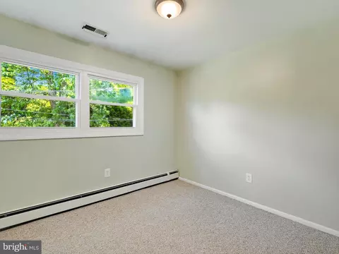 5849 Oakland Rd, Halethorpe, MD 21227 photo 20