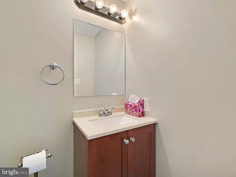 5849 Oakland Rd, Halethorpe, MD 21227 photo 28