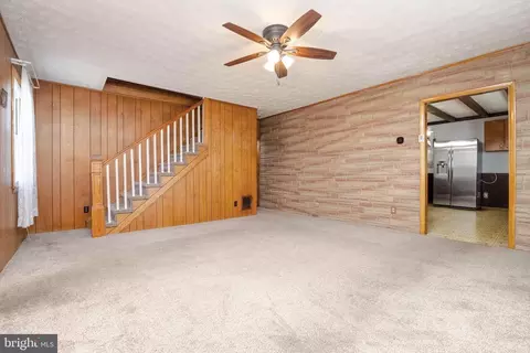 3202 Whiteway Rd, Sparrows Point, MD 21219 photo 3