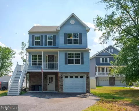 904 Thompson Blvd, Essex, MD 21221