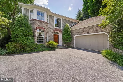 6 Hickory Knoll Ct, Lutherville Timonium, MD 21093