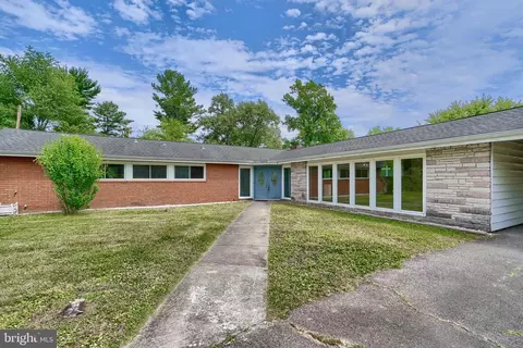 7905 Winterset Ave, Pikesville, MD 21208