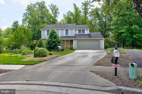 13 Crooked Willow, Catonsville, MD 21228