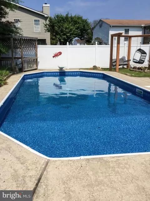 Exterior - 9 Eva Ct, Middle River, MD 21220 photo 5 of 15