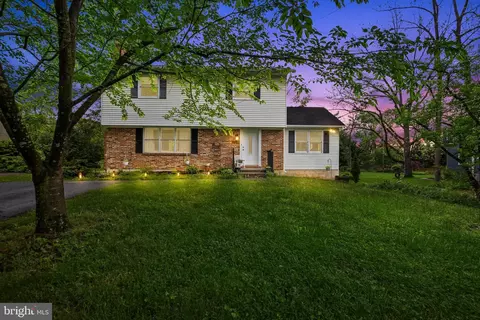 1720 Kurtz Ave, Lutherville Timonium, MD 21093