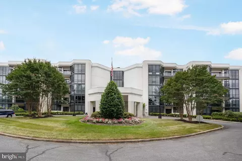 4001 Old Court Rd #202, Pikesville, MD 21208