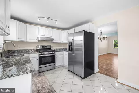 Kitchen - 9207 Kilbride, Nottingham, MD 21236 photo 1 of 2