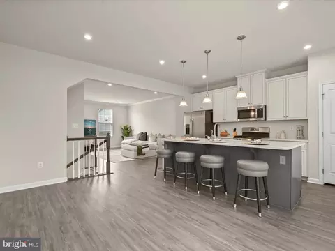 Entry Way - 3034 Shaws Rd, Sparrows Point, MD 21219 photo 3 of 3