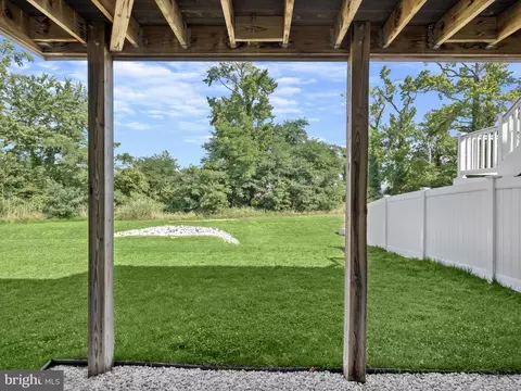 Exterior - 3034 Shaws Rd, Sparrows Point, MD 21219 photo 7 of 10