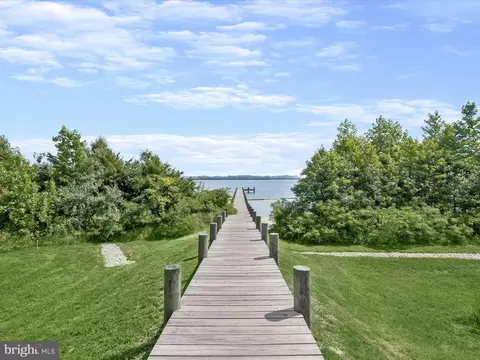 View/Area - 3034 Shaws Rd, Sparrows Point, MD 21219 photo 1 of 7