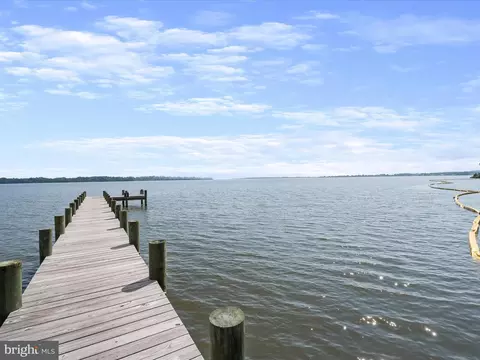 View/Area - 3034 Shaws Rd, Sparrows Point, MD 21219 photo 2 of 7