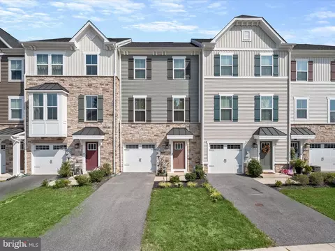 Exterior - 3034 Shaws Rd, Sparrows Point, MD 21219 photo 10 of 10