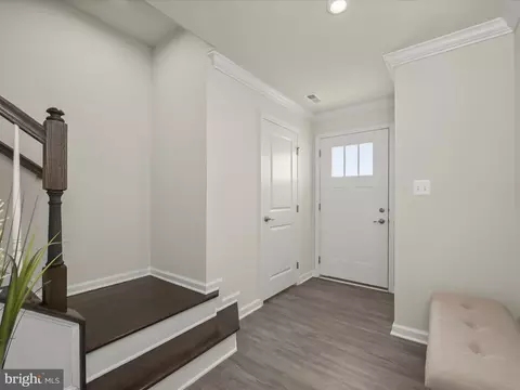Entry Way - 3034 Shaws Rd, Sparrows Point, MD 21219 photo 1 of 3