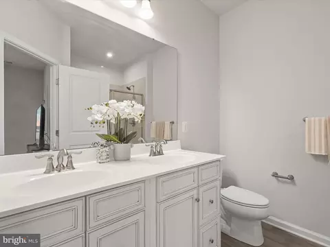 Bath - 3034 Shaws Rd, Sparrows Point, MD 21219 photo 1 of 2