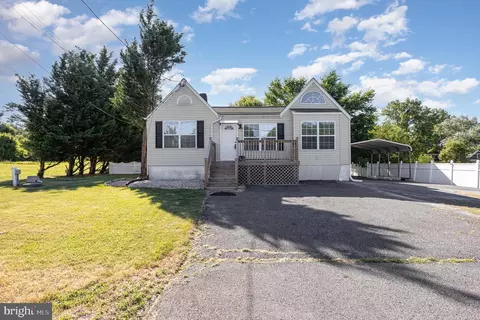 9315 New Gerst Rd, Perry Hall, MD 21128 photo 2