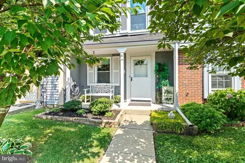 6 Glamis Garth, Nottingham, MD 21236
