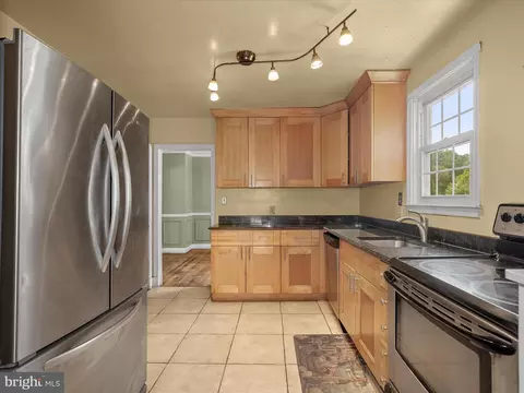 Kitchen - 2926 Ridge Rd, Windsor Mill, MD 21244 photo 3 of 3