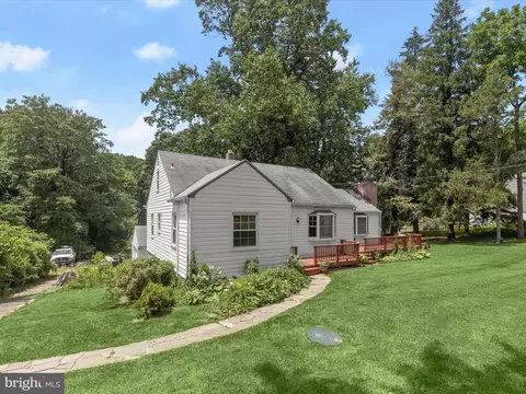 Exterior - 2926 Ridge Rd, Windsor Mill, MD 21244 photo 2 of 7