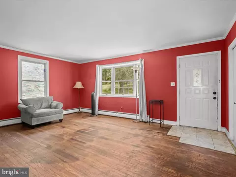 Living - 2926 Ridge Rd, Windsor Mill, MD 21244 photo 1 of 8