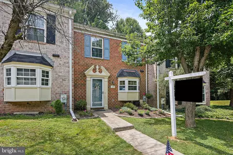 34 Benway Ct, Catonsville, MD 21228