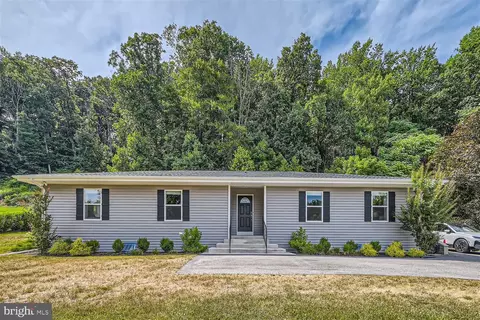 11818 Harford Rd, Glen Arm, MD 21057