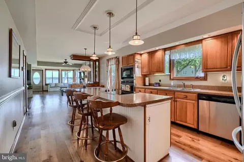 1103 Chester Rd, Middle River, MD 21220 photo 12