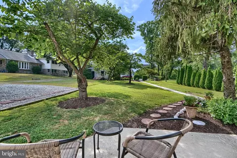 1103 Chester Rd, Middle River, MD 21220 photo 6