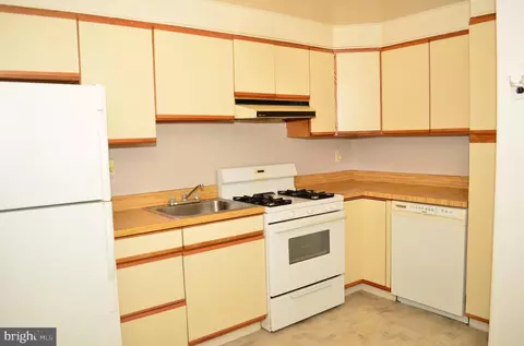 Kitchen - 8175 Mid Haven Rd, Dundalk, MD 21222 photo 2 of 2