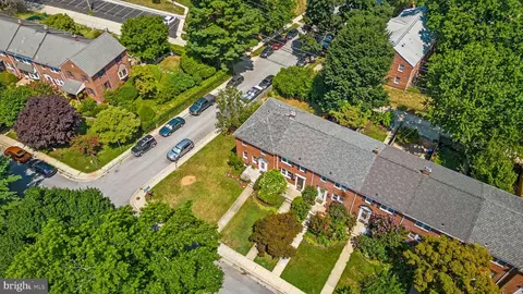 View/Area - 82 Murdock Rd, Baltimore, MD 21212 photo 1 of 5