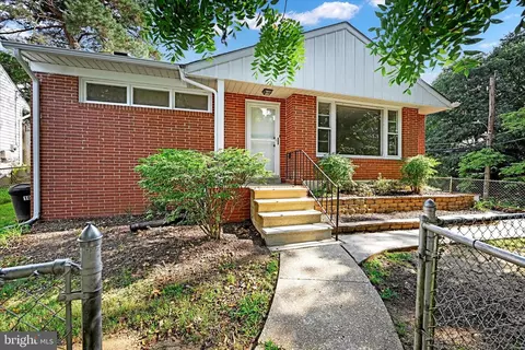 1028 Saint Albans Rd, Idlewylde, MD 21239