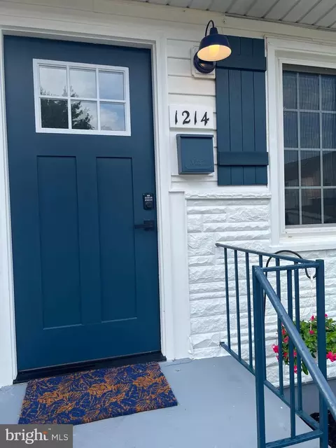 1214 June Rd, Halethorpe, MD 21227