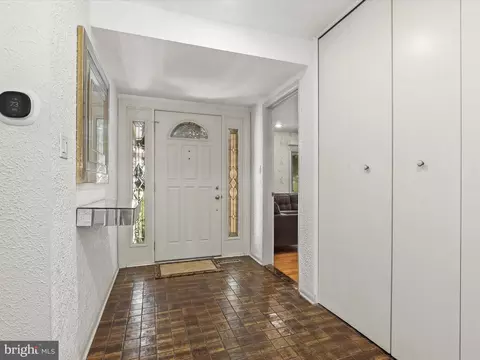 2009 Jolly Rd, Baltimore, MD 21209 photo 3
