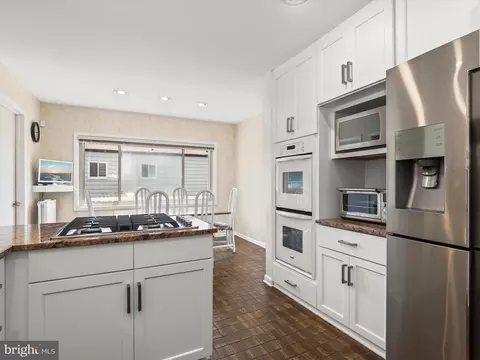 2009 Jolly Rd, Baltimore, MD 21209 photo 17