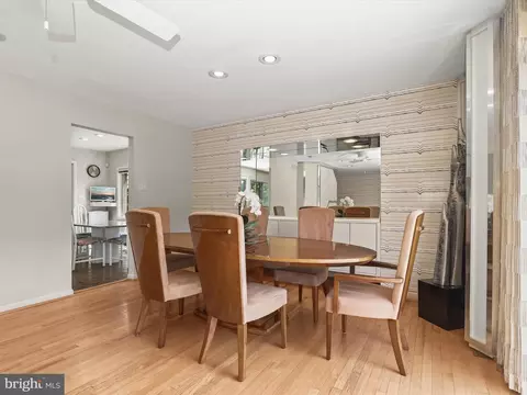 2009 Jolly Rd, Baltimore, MD 21209 photo 11