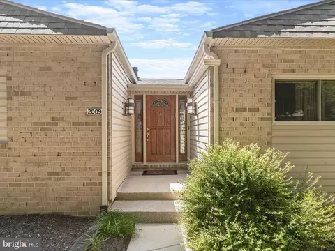 2009 Jolly Rd, Baltimore, MD 21209 photo 2