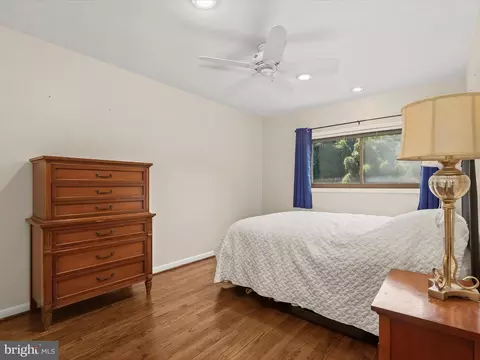 2009 Jolly Rd, Baltimore, MD 21209 photo 25