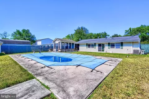 2505 Eugene Ave, Sparrows Point, MD 21219 photo 8