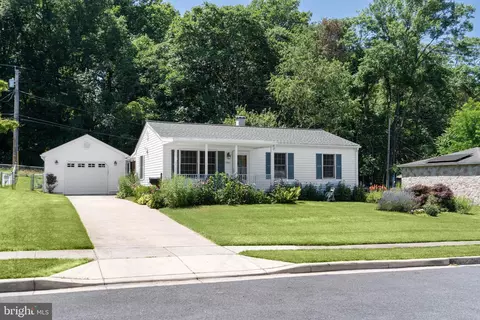 205 Greenview Ave, Reisterstown, MD 21136