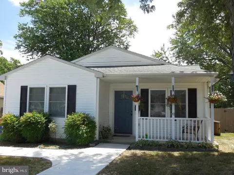 13 Transverse Ave, Middle River, MD 21220