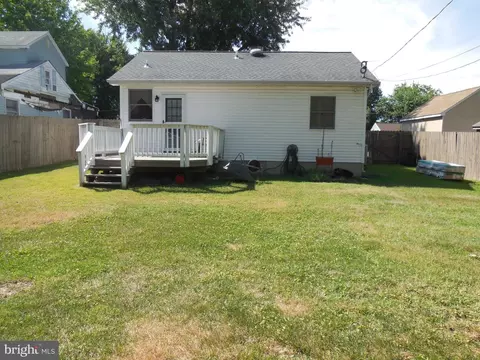 13 Transverse Ave, Middle River, MD 21220 photo 3