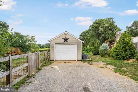 Exterior - 3205 Mount Carmel Rd, Upperco, MD 21155 photo 11 of 12