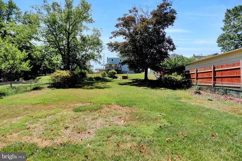 3826 E Joppa Rd, Nottingham, MD 21236 photo 10
