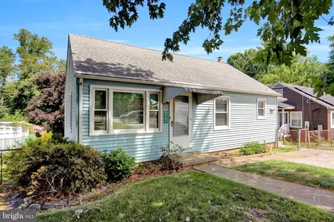 3826 E Joppa Rd, Nottingham, MD 21236 photo 2