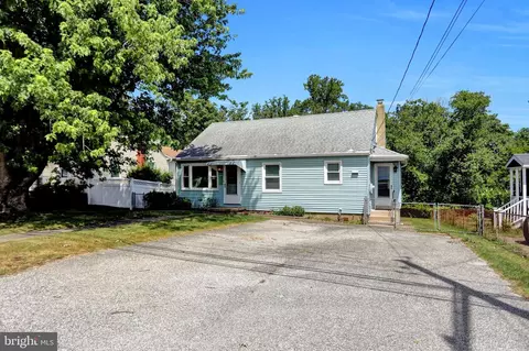 3826 E Joppa Rd, Nottingham, MD 21236 photo 4