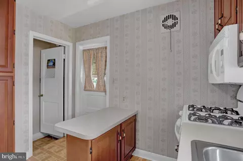 3826 E Joppa Rd, Nottingham, MD 21236 photo 20