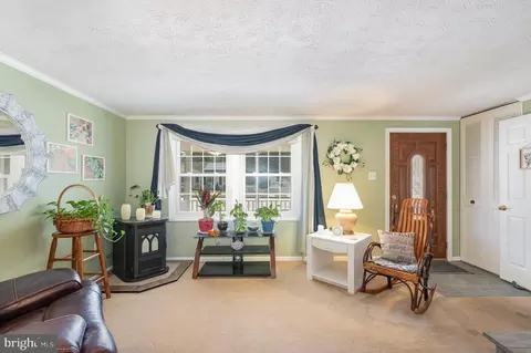 25 Freedom Ct, Middle River, MD 21220 photo 7
