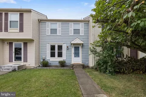 17 Camellia Ct, Parkville, MD 21234