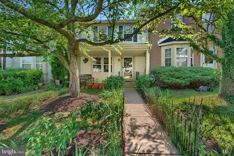 35 Parkhill Pl, Nottingham, MD 21236