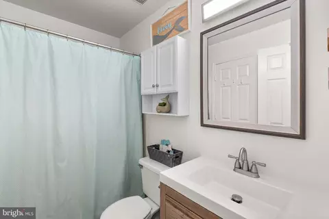 8558 Westerman Cir, Nottingham, MD 21236 photo 17