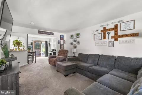 8558 Westerman Cir, Nottingham, MD 21236 photo 4